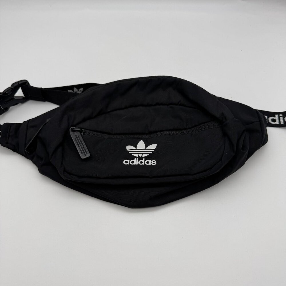 Adidas Black Inner Pockets Adjustable Strap Casual Belt Bag & Fanny Pack